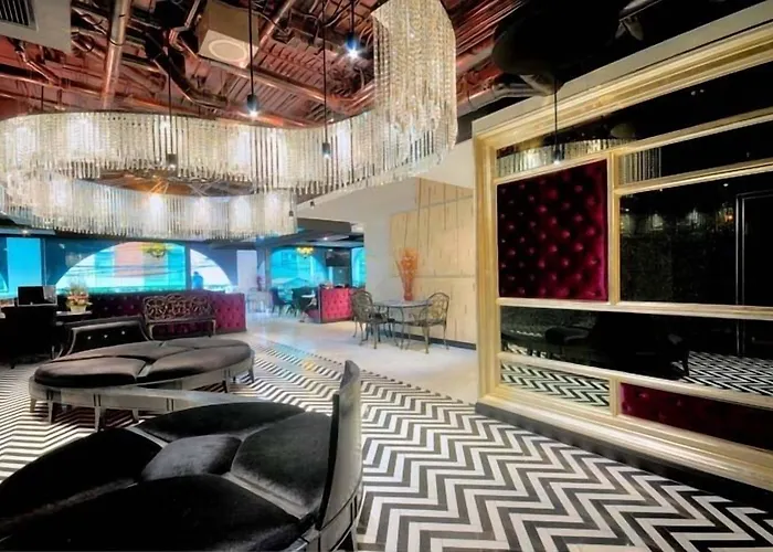 Aspira Skyy Sukhumvit 1 ホテル
